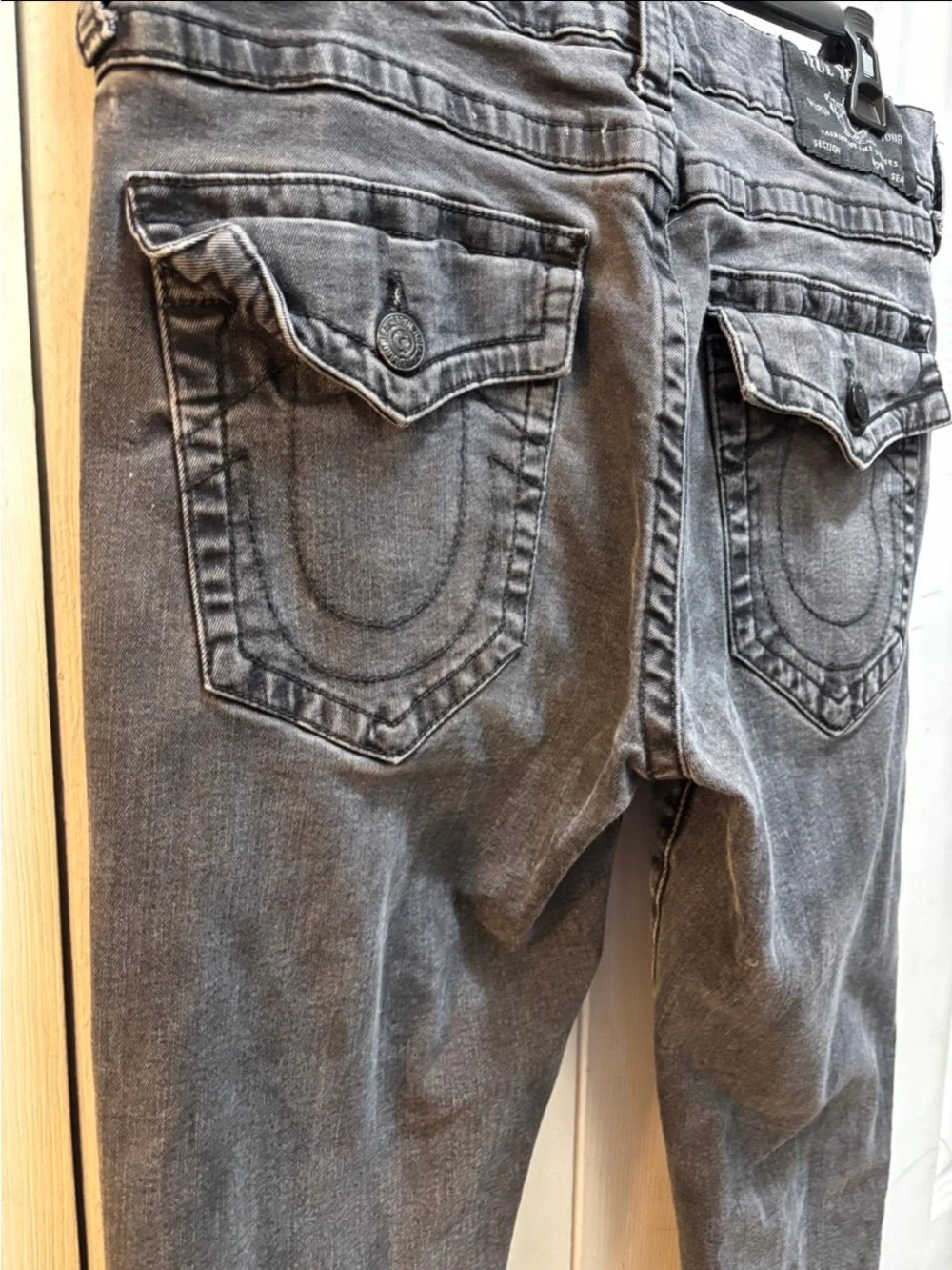 True Religion men relaxed skinny jeans Denim Pocket Jeans